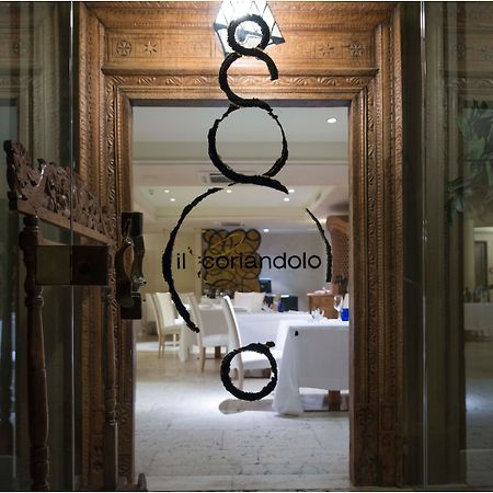 Romano Palace Luxury Hotel Catania Esterno foto Restaurant Sorandolo