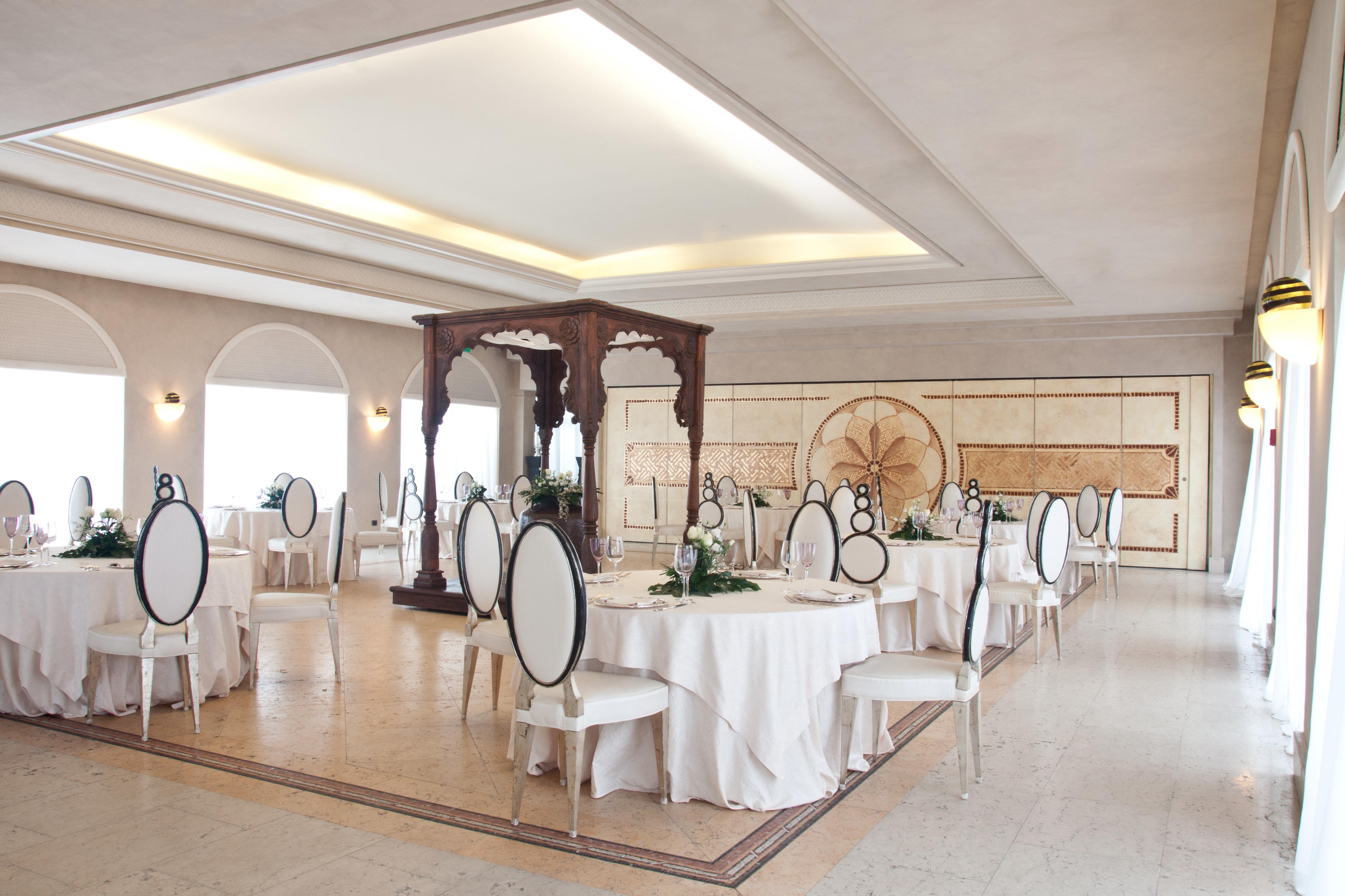Romano Palace Luxury Hotel Catania Esterno foto The ballroom