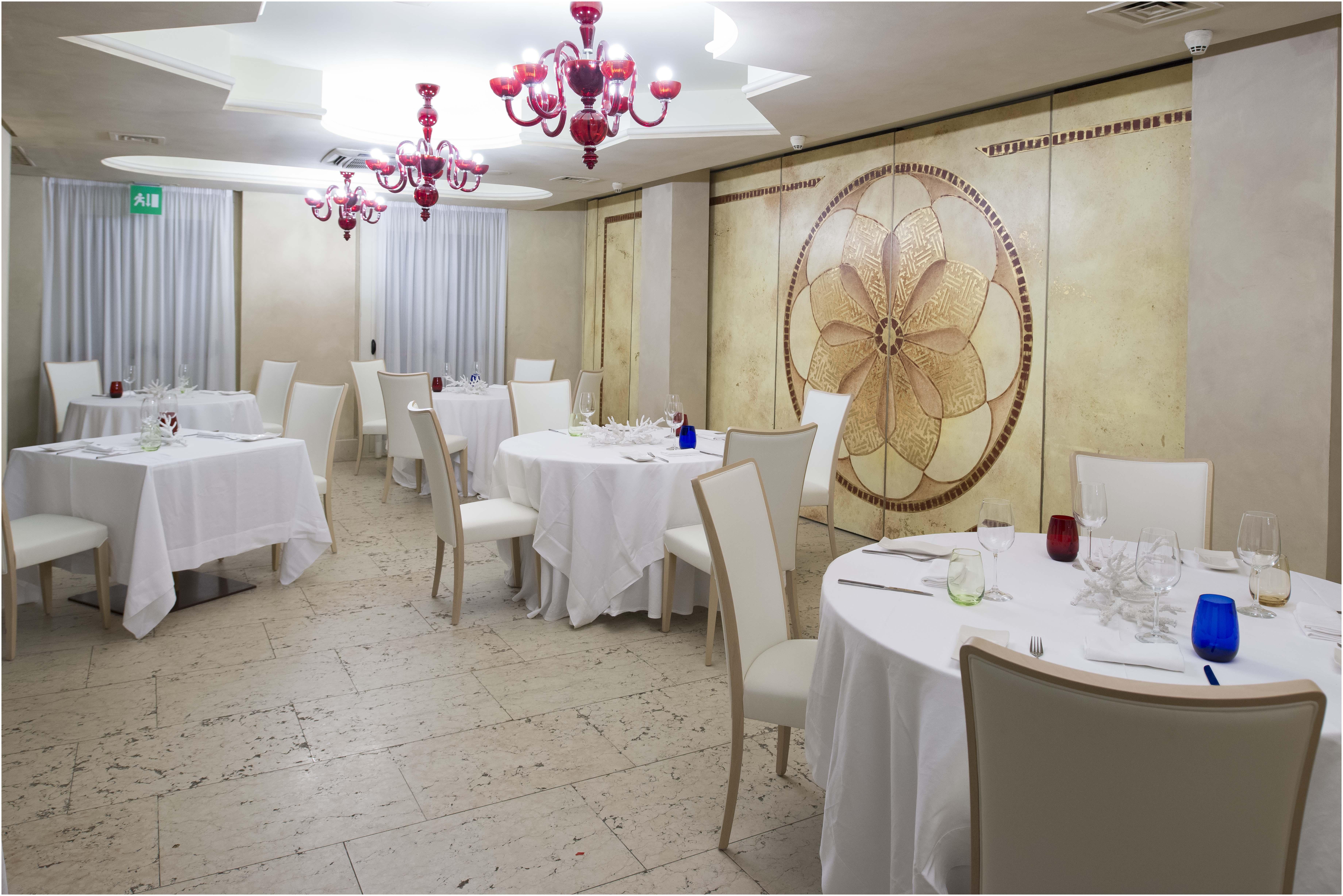 Romano Palace Luxury Hotel Catania Esterno foto Restaurant "La Perla"