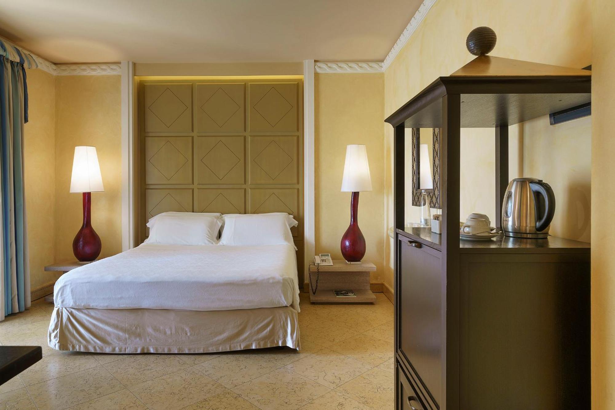 Romano Palace Luxury Hotel Catania Esterno foto